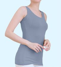 LAVIENNE（ラヴィエンヌ）の「ひんやり汗取りインナー　タンクトップ＜ラヴィクールエコ＞（肌着・インナーウェア）」