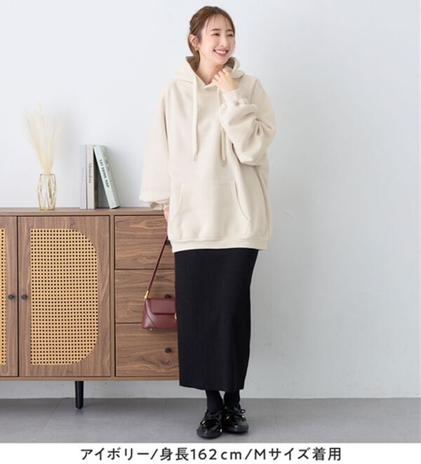 alotta（アロッタ）の「あったか裏起毛パフ袖ゆったりパーカー（パーカー）」｜詳細画像