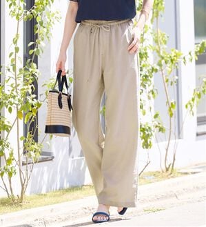Viola e Viola（ヴィオラ エ ヴィオラ）の「麻調ゆるワイドパンツ（ワイドパンツ・ガウチョ）」｜ベージュ