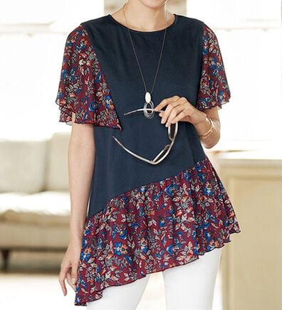 BELLUNA（ベルーナ）の「更紗柄プリント切替プルオーバー（カットソー）」