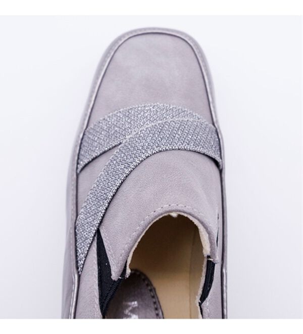 BELLUNA（ベルーナ）の「４Ｅ異素材ベルトキャタピラーシューズ（スリッポン）」｜詳細画像