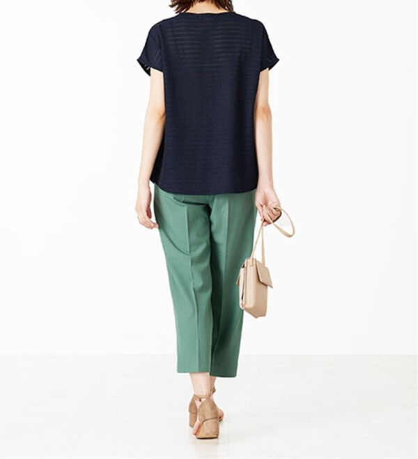 BELLUNA（ベルーナ）の「ネックレス付ジャカード素材プルオーバー（カットソー）」｜詳細画像