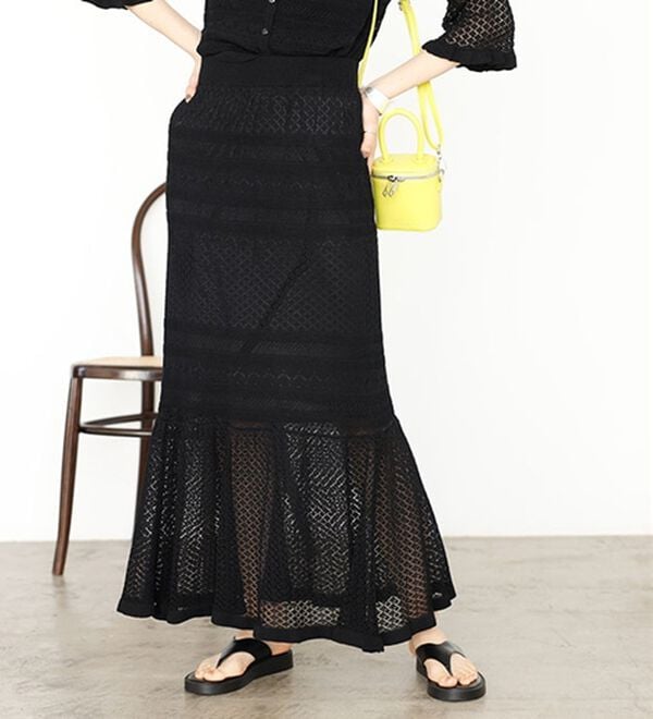 GeeRA（ジーラ）の「クロシェ編風ニットスカート（ロングスカート）」｜ブラック
