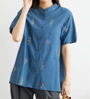 BELLUNA（ベルーナ）の「【Ｌａｇｒｉｌｕａ】花柄刺しゅうデザインチュニック（チュニック）」｜ブルー