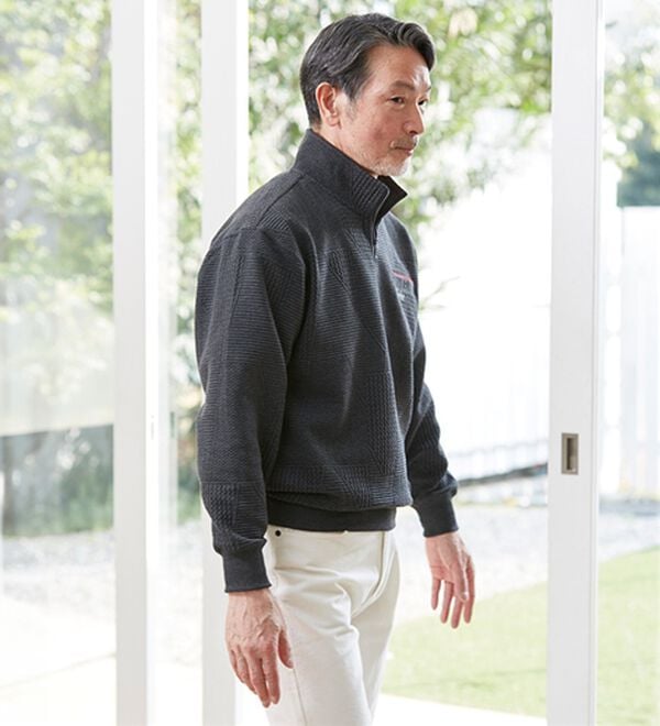 「紳士の格調デザイン　ハーフジップトレーナー（メンズシャツ）」｜詳細画像