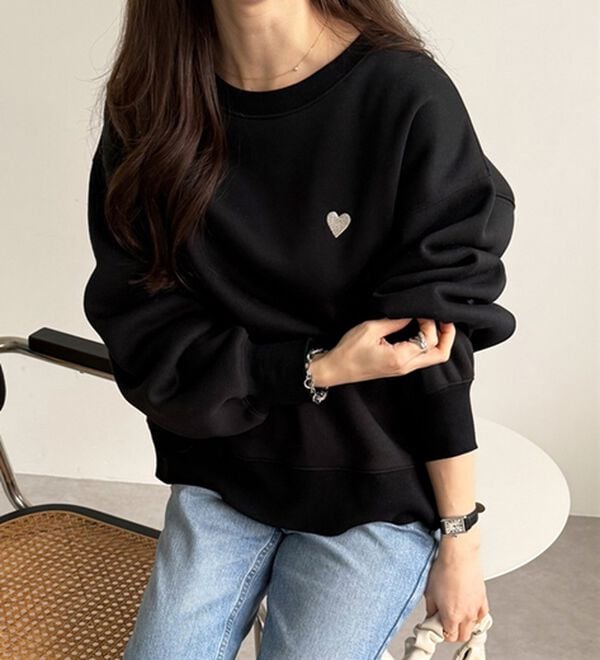 GeeRA（ジーラ）の「ロゴ＆ハート刺しゅう裏起毛スウェット（トレーナー・スウェット）」｜詳細画像