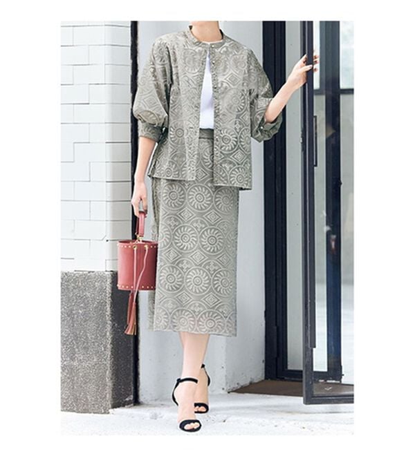 VINNO（ヴィノ）の「サークル刺しゅう総レーススカート（ロングスカート）」｜詳細画像