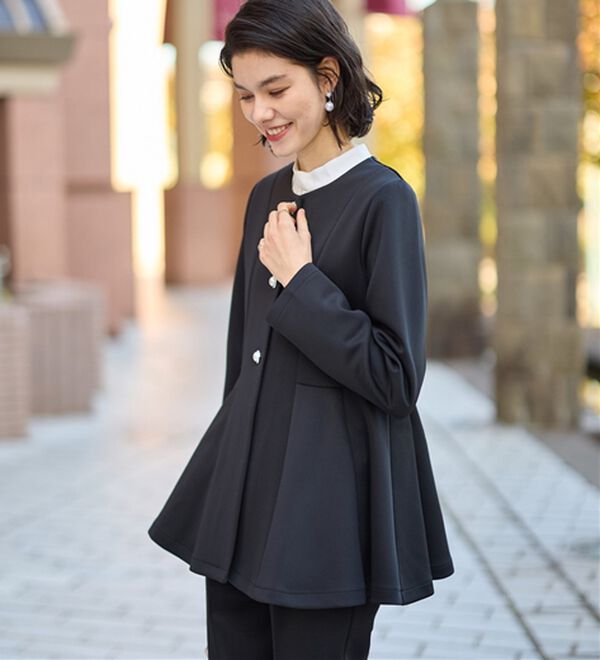 GeeRA（ジーラ）の「【２点セット】ペプラムジャケットテーパードパンツセットアップスーツ（パンツスーツ）」｜詳細画像