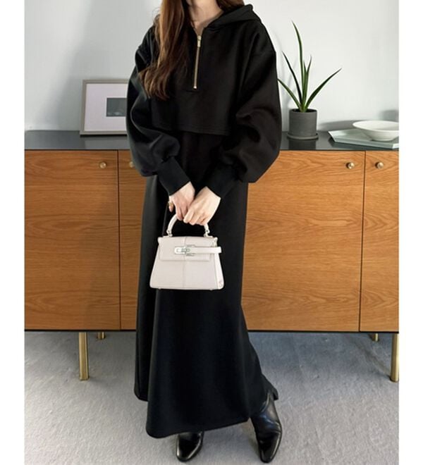 ジーフォア レディース ワンピース 日本製 正規品 ジップアップゴルフワンピース セットアップ風ハーフジップワンピース - ベルーナ【公式】