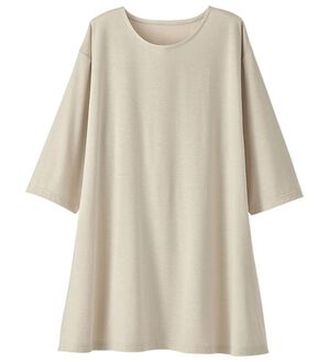 BELLUNA（ベルーナ）の「後ろ姿で魅せるタック使いチュニック（チュニック）」｜アイボリー