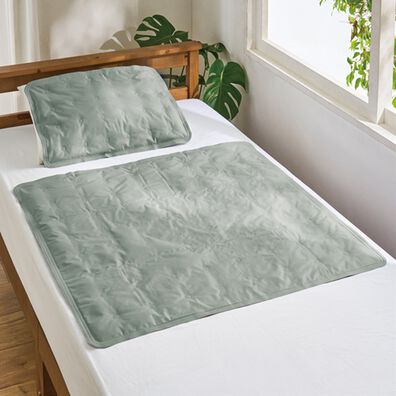 「ひんやりクールジェルマット（敷パッド）」