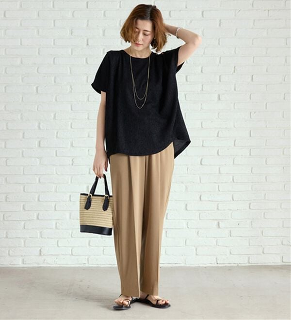 BELLUNA（ベルーナ）の「楊柳素材ドルマンプルオーバー（カットソー）」｜詳細画像