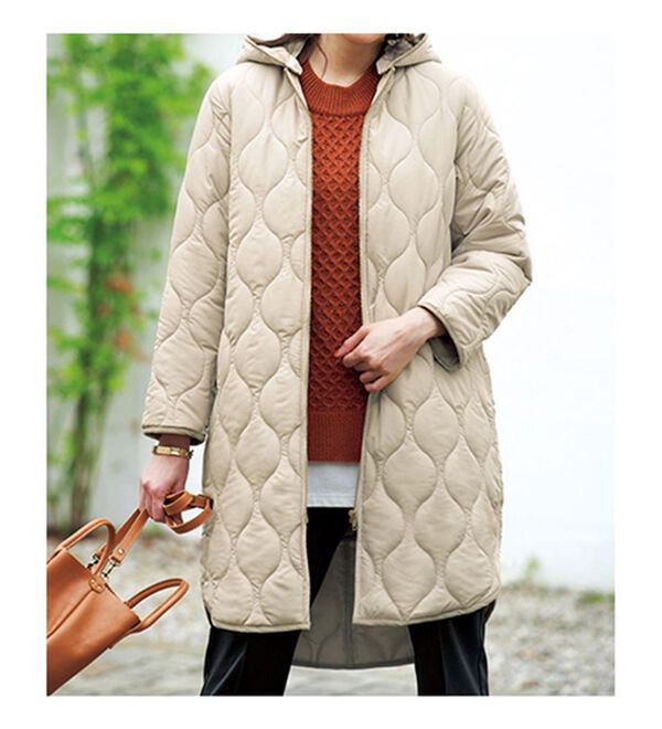 BELLUNA（ベルーナ）の「ゆったりが可愛い！ライナー付キルトコート（ロングコート）」｜詳細画像