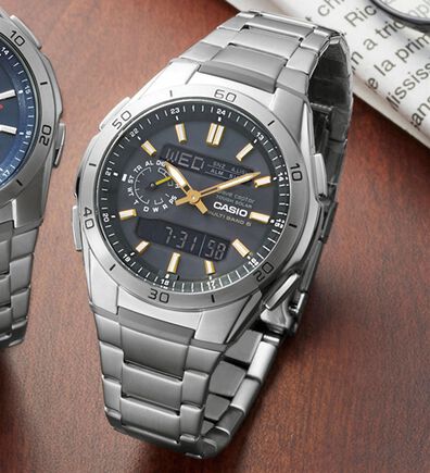 「カシオ　ソーラー電波時計（メンズ腕時計）」