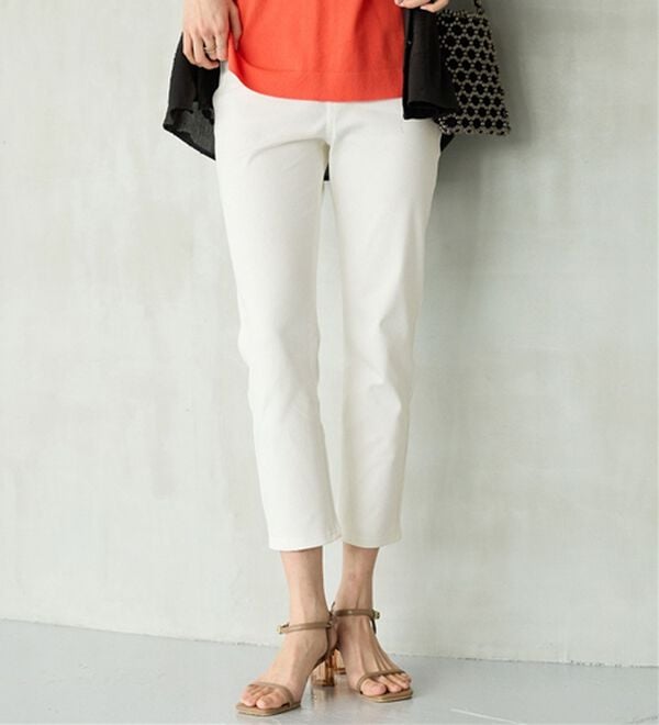 BELLUNA（ベルーナ）の「【再入荷】美ストレッチ素材アンクル丈レギンスパンツ（クロップドパンツ）」｜詳細画像