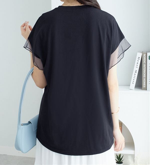 alotta（アロッタ）の「１枚でこなれ感！袖チュールデザイン綿混Ｔシャツ（Tシャツ）」｜詳細画像
