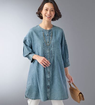 BELLUNA（ベルーナ）の「綿１００％ライトデニム素材洗い加工タック使いチュニック（チュニック）」