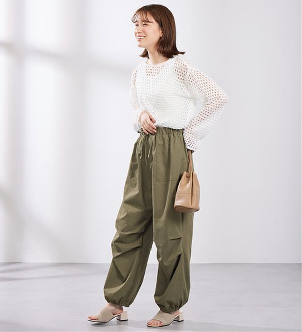 Viola e Viola（ヴィオラ エ ヴィオラ）の「イージーパラシュートパンツ（その他パンツ）」｜詳細画像