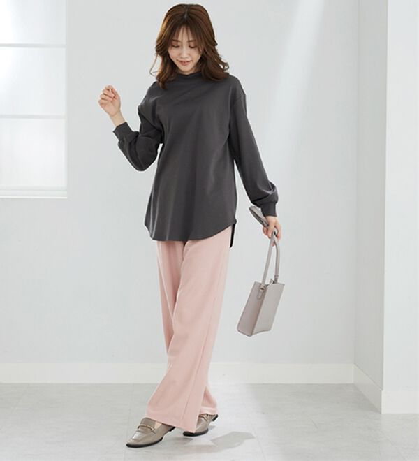 BELLUNA（ベルーナ）の「吸湿発熱ポンチ素材ゆったりチュニック（カットソー）」｜詳細画像