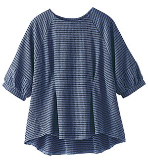 BELLUNA（ベルーナ）の「サッカー素材タック使いランタン袖プルオーバー（カットソー）」｜ブルー系