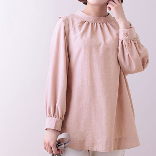 BELLUNA（ベルーナ）の「ビンテージ素材肩タックデザインブラウス（ブラウス）」｜詳細画像