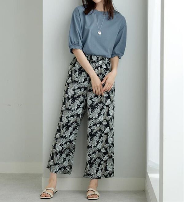 BELLUNA（ベルーナ）の「デザインリブ使いふんわり袖プルオーバー（カットソー）」｜詳細画像