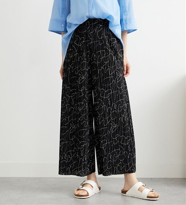 BELLUNA（ベルーナ）の「なめらか素材ゆったりプリーツパンツ（ワイドパンツ・ガウチョ）」｜詳細画像