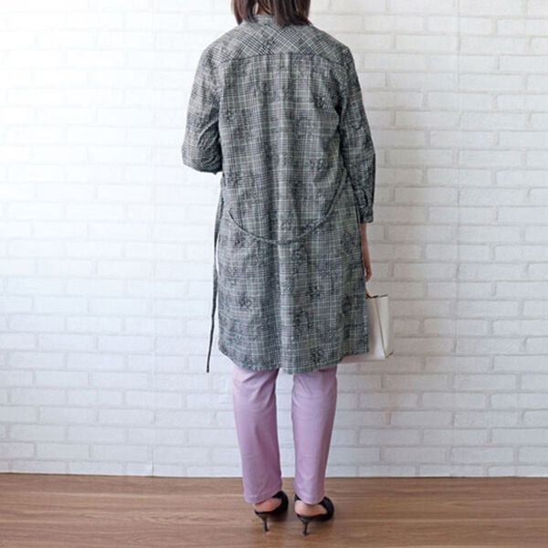 BELLUNA（ベルーナ）の「配色刺しゅう使いシャツチュニック（チュニック）」｜詳細画像