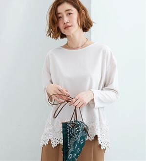 BELLUNA（ベルーナ）の「一枚で華やぐ裾レースプルオーバー（カットソー）」｜アイボリー