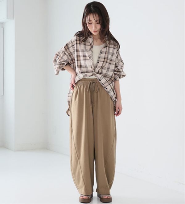 A HAPPY MARILYN（アハッピーマリリン）の「【Ｌ～６Ｌ】夏だから！薄スウェット生地で作ったカーブパンツ（ワイドパンツ・ガウチョ）」｜詳細画像