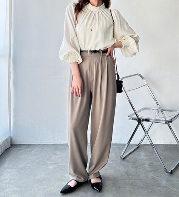 GeeRA（ジーラ）の「フリル衿バルーンスリーブブラウス（ブラウス）」｜詳細画像