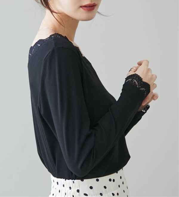 RANAN（ラナン）の「チュールレースＶネックリブロンＴＥＥ（カットソー）」｜詳細画像