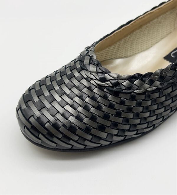 BELLUNA（ベルーナ）の「４Ｅ牛革編み込みメッシュパンプス（パンプス）」｜詳細画像