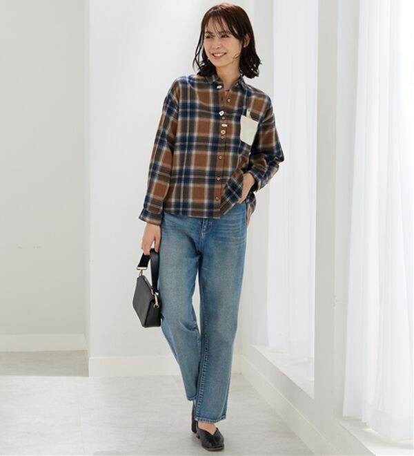 BELLUNA（ベルーナ）の「アニマル刺しゅう多ボタンデザインブラウス（ブラウス）」｜詳細画像