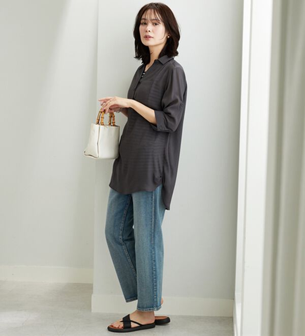 BELLUNA（ベルーナ）の「【シャツ+インナーのセット】スラブ素材ボタン使い裾タックシャツアンサンブル（アンサンブル）」｜詳細画像