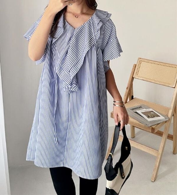 GeeRA（ジーラ）の「ビッグフリルカラーワンピース（その他ワンピース）」｜詳細画像