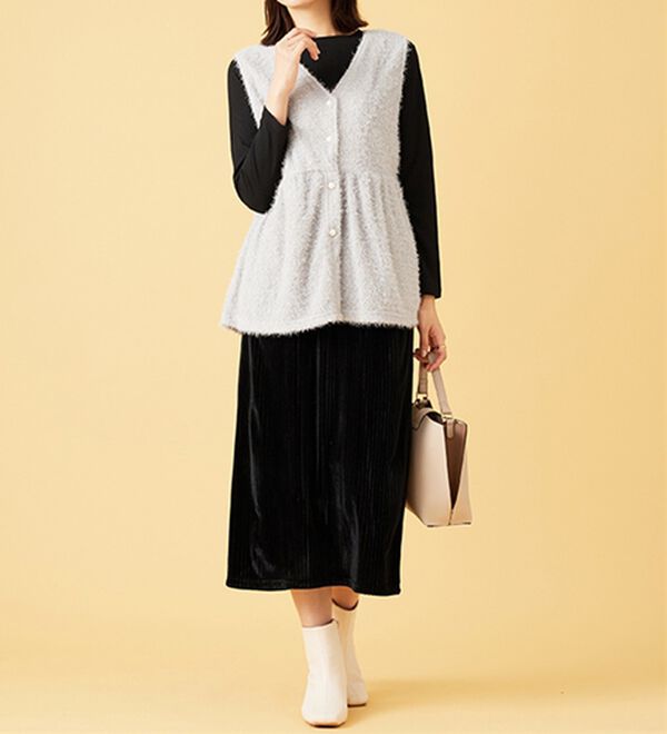 BELLUNA（ベルーナ）の「【2点セット】ラメシャギー素材ベストアンサンブル（アンサンブル）」｜詳細画像