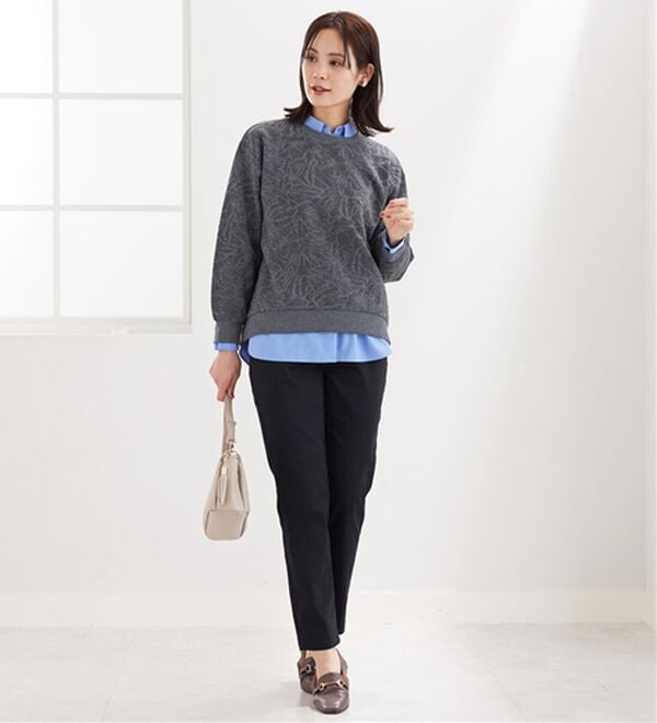 BELLUNA（ベルーナ）の「サラリ快適！蓄熱綿サテンストレッチカラーパンツ（フルレングスパンツ）」｜詳細画像