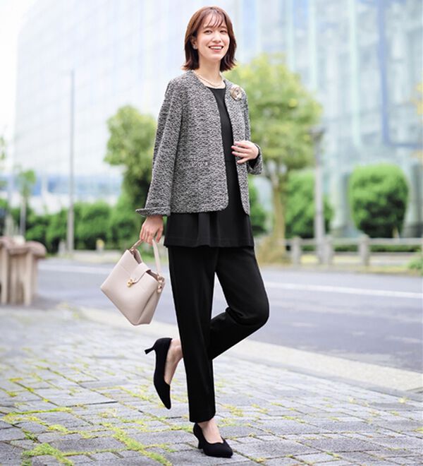 Viola e Viola（ヴィオラ エ ヴィオラ）の「【３点セット】着回し自在快適セットアップスーツ（パンツスーツ）」｜詳細画像