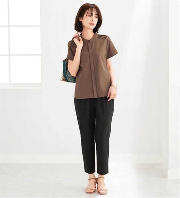 BELLUNA（ベルーナ）の「エアリーサッカー素材肩タックブラウス（ブラウス）」｜詳細画像