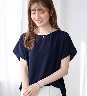 alotta（アロッタ）の「【接触冷感】パール調ボタンデザインブラウス（ブラウス）」｜詳細画像