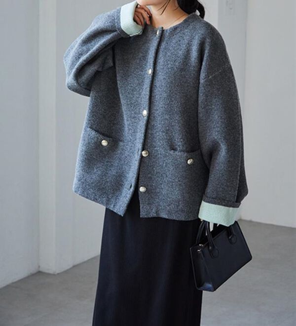 RANAN（ラナン）の「裏配色ゴールド調ボタンニットコーディガン（ニットカーディガン）」｜詳細画像