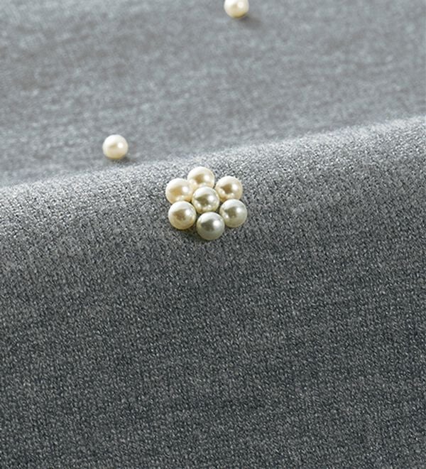 BELLUNA（ベルーナ）の「パール付ニットプルオーバー（ニット・セーター）」｜詳細画像