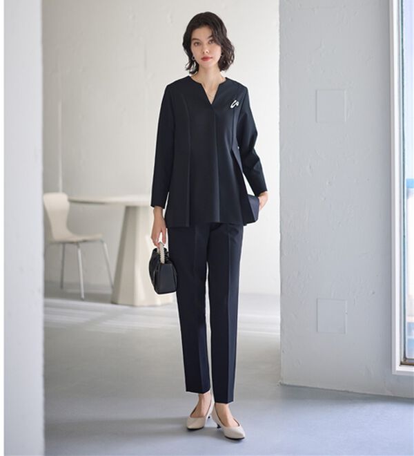 GeeRA（ジーラ）の「【2点セット】タックフレアーブラウスセットアップ（パンツスーツ）」｜詳細画像