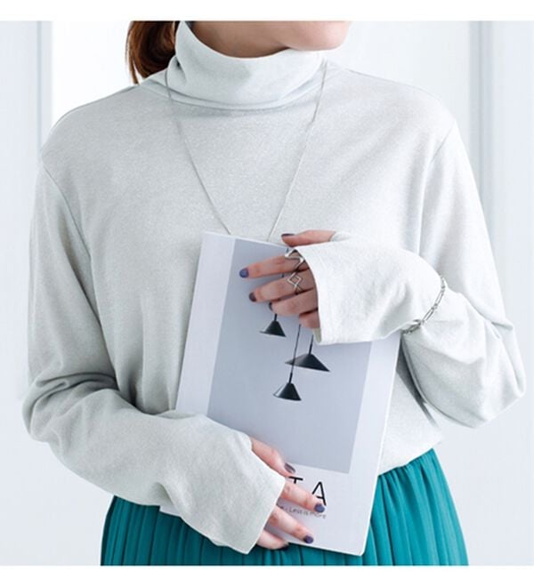 BELLUNA（ベルーナ）の「ラメ調ハイネックプルオーバー（カットソー）」｜詳細画像