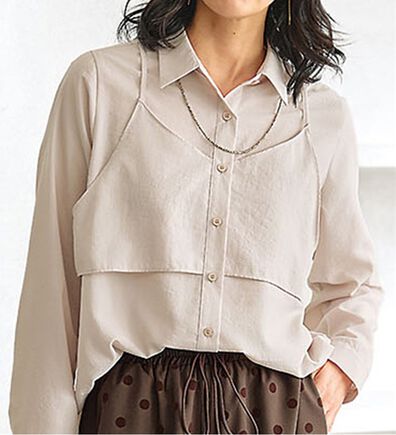 BELLUNA（ベルーナ）の「ビンテージ調素材レイヤード風チュニック（シャツ）」