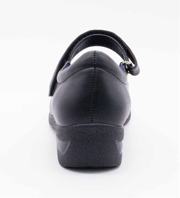 BELLUNA（ベルーナ）の「５Ｅ幅広外反母趾対応の甲ベルトシューズ（パンプス）」｜詳細画像