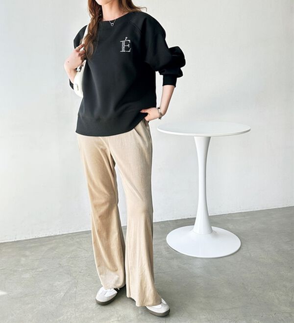 GeeRA（ジーラ）の「ベロアフレアパンツ（フルレングスパンツ）」｜詳細画像