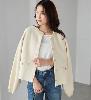 RANAN（ラナン）の「【4つの機能付き】洗える！ゴールド調ボタンニットカーディガン（ニットカーディガン）」｜アイボリー