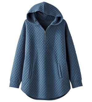 BELLUNA（ベルーナ）の「キルト刺しゅうハーフジップパーカー（パーカー）」｜ブルー